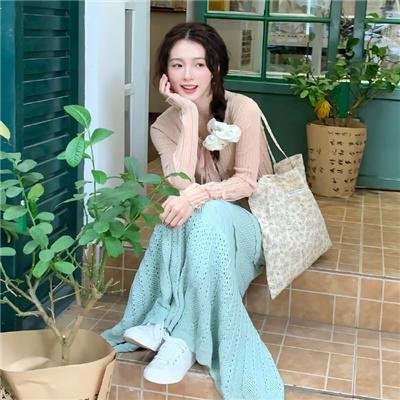 抗击 高清封面